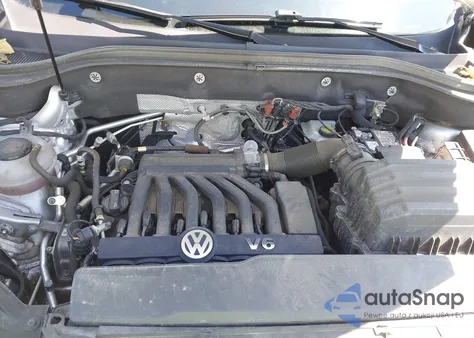 2018 Volkswagen Atlas 3.6L V6 Sel из США, поврежденный, VIN 1V2MR2CA7JC562158